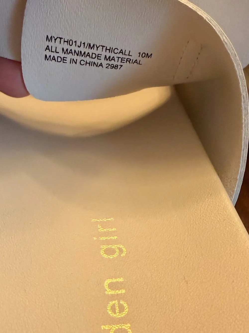 Madden Girl's Mythicall flatform sandal SZ 10 Cream with Gold